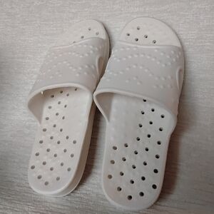 SHEVALUES XL Quick Drying White Slide Sandals Unisex Color Style Shower Shoes